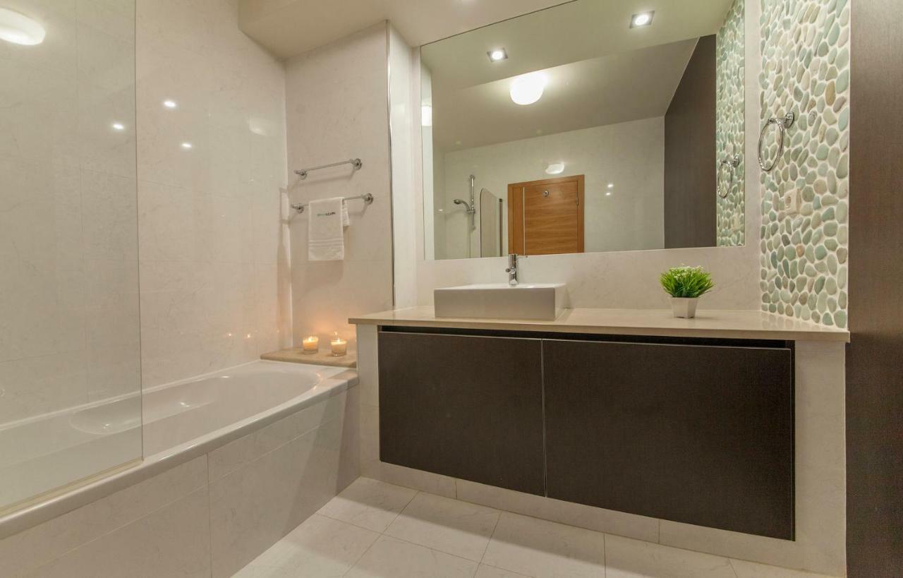 B27 - Luzbay 2 Bed Apartment מראה חיצוני תמונה